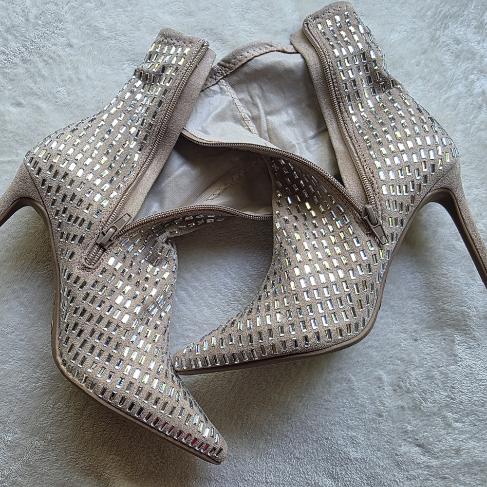 NEW Elegant Beige Stiletto Ankle Boots SIZE /7 shiny stones - Picture 8 of 12